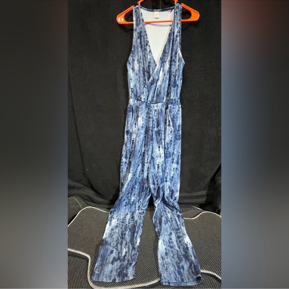 Old Navy Active Light Blue Top